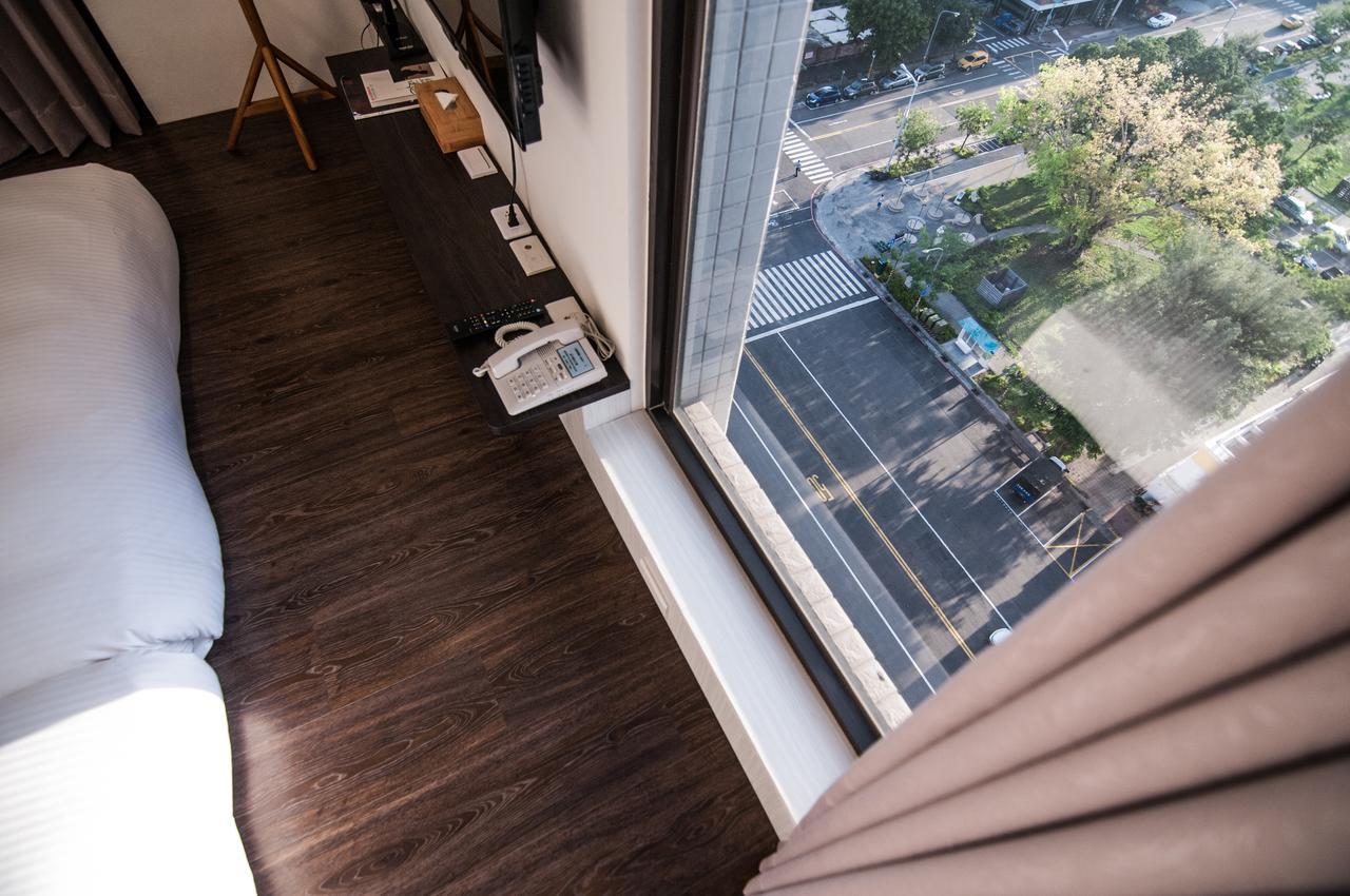 Hotel Yam เกาสง ภายนอก รูปภาพ